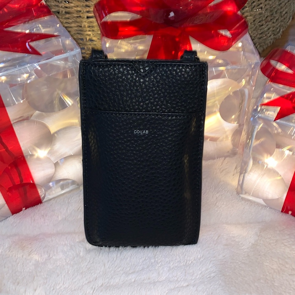 COLAB phone crossbody